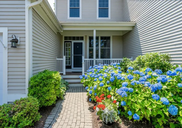 2nd image of 14 Stony Brook Dr, Mashpee, MA 02649 | MLS# 22603435