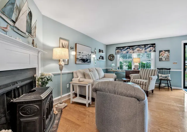 Listing Photo 4 - Condo for sale in building located at 441 Buck Island Rd, West Yarmouth, MA 02673 - Unit #APT F2