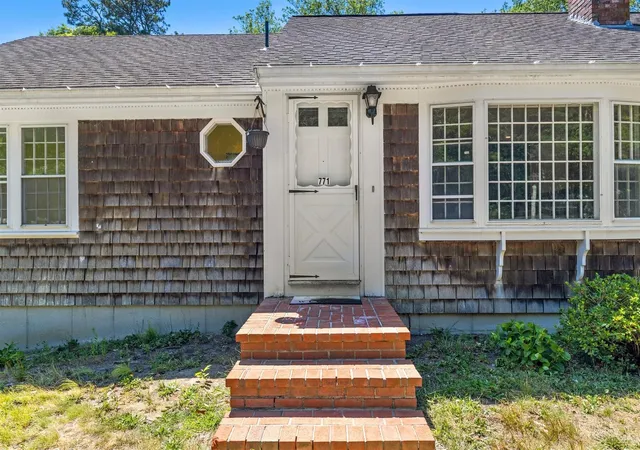 Photo 4 of Sale Pending at 771 W Yarmouth Rd, Yarmouth Port, MA 02675 | MLS# 22603568 | Listing updated on 2026-09-09