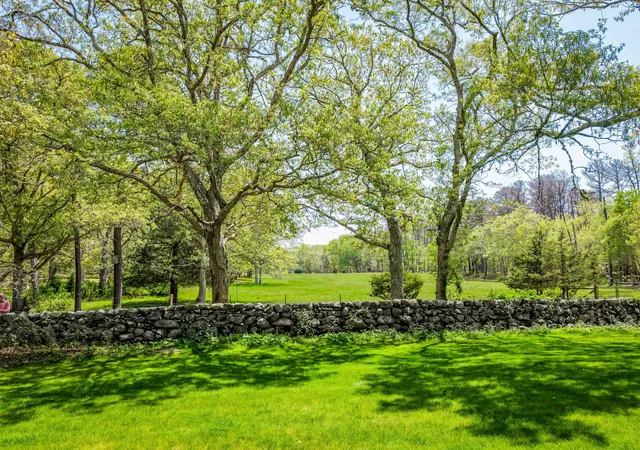2nd image of 30 Water Gate Rd, Vineyard Haven, MA 02568 | MLS# 22603552