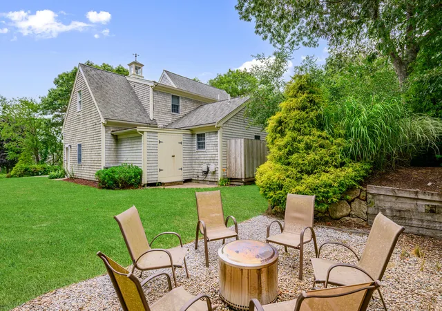 Photo 4 of Single family home for sale at 10 Abbey Gate Rd, Cotuit, MA 02635 | MLS# 22603496 | Listing updated on 2026-08-12