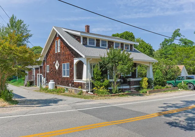 3rd image of 196 Bradford St, Provincetown, MA 02657 | MLS# 22603508