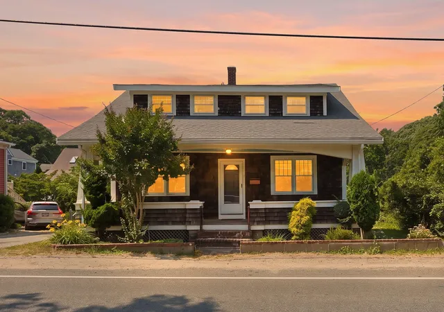4th image of 196 Bradford St, Provincetown, MA 02657 | MLS# 22603508