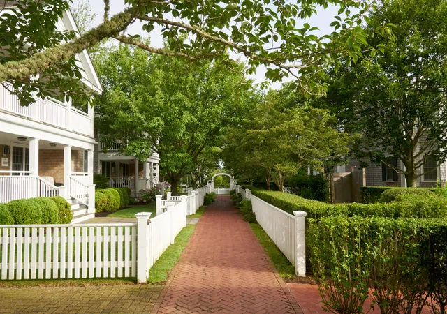 3rd image of 131 N Water St #UNIT 22, Edgartown, MA 02539 | MLS# 22604141