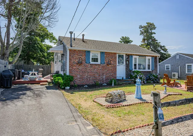 2nd image of 26 Wixon Rd, Dennis Port, MA 02639 | MLS# 22603648