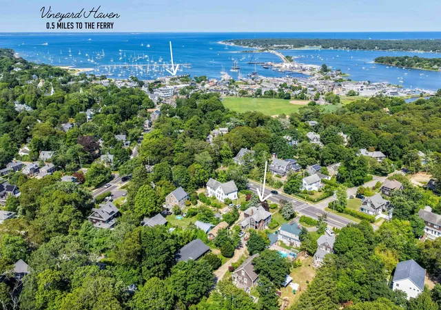 2nd image of 41 Edgartown Rd, Vineyard Haven, MA 02568 | MLS# 22603531