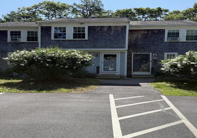 3rd image of 300 Falmouth Rd #APT 19C, Mashpee, MA 02649 | MLS# 22603674