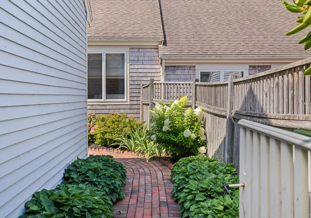 2nd image of 13 John Hall Cartway #UNIT 13, Yarmouth Port, MA 02675 | MLS# 22603873