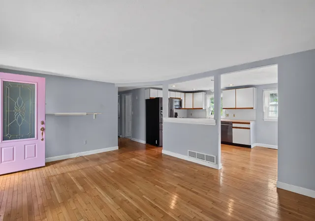 Photo 4 of Single family home for sale at 25 Deepwood Dr, East Falmouth, MA 02536 | MLS# 22603544 | Listing updated on 2026-10-04