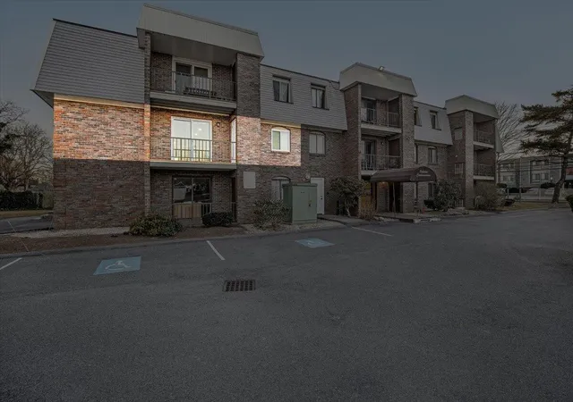 Photo 2 of Condo for sale at 15 Oak Neck Rd #APT 11, Hyannis, MA 02601 | MLS# 22603547 | Listing updated on 2026-07-25