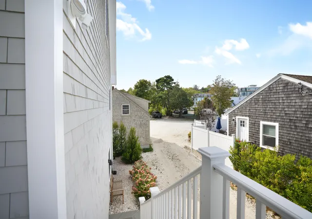 Photo 4 of Single family home for sale at 29 & 33 Lagoon Pond Rd, Vineyard Haven, MA 02568 | MLS# 22603560 | Listing updated on 2026-07-24