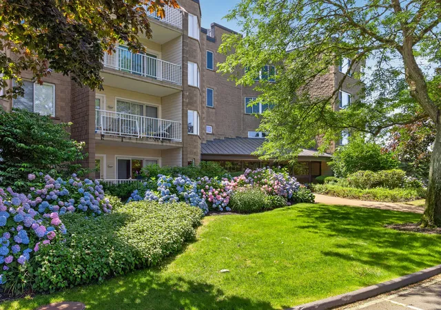 1st image of 1 Belmont Rd #APT 315, West Harwich, MA 02671 | MLS# 22603656