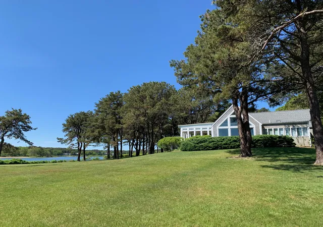 25th image of 43 Sengekontacket Rd, Oak Bluffs, MA 02557 | MLS# 22603599