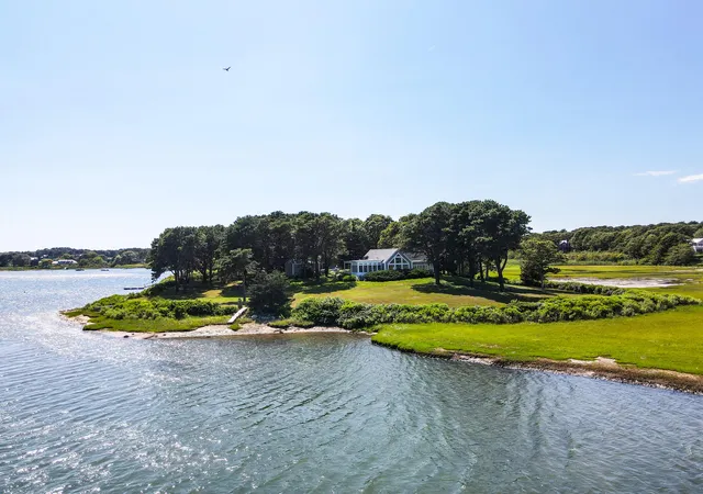 2nd image of 43 Sengekontacket Rd, Oak Bluffs, MA 02557 | MLS# 22603599