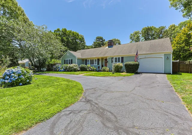 4th image of 149 Great Western Rd, South Yarmouth, MA 02664 | MLS# 22603606