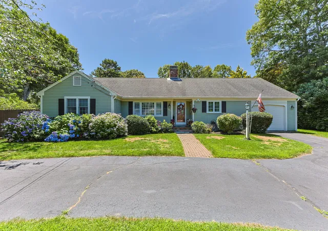 5th image of 149 Great Western Rd, South Yarmouth, MA 02664 | MLS# 22603606