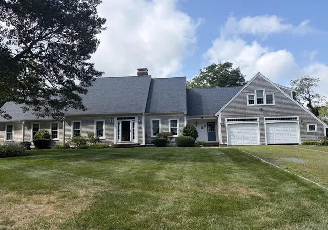 Photo 3 of Single family home for sale at 25 Oliver Dr, East Dennis, MA 02641 | MLS# 22603638 | Listing updated on 2026-08-17