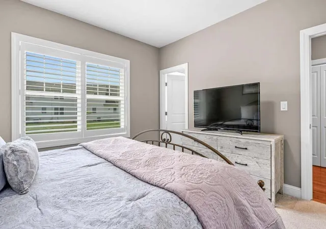 5th image of 637 Gifford St #UNIT 15B, Falmouth, MA 02540 | MLS# 22603635