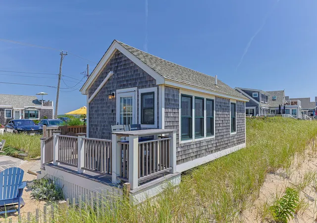 2nd image of 522 Shore Rd #UNIT 10, North Truro, MA 02652 | MLS# 22603750