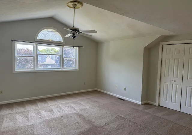 2nd image of 37 Harbor Hl Dr, Buzzards Bay, MA 02532