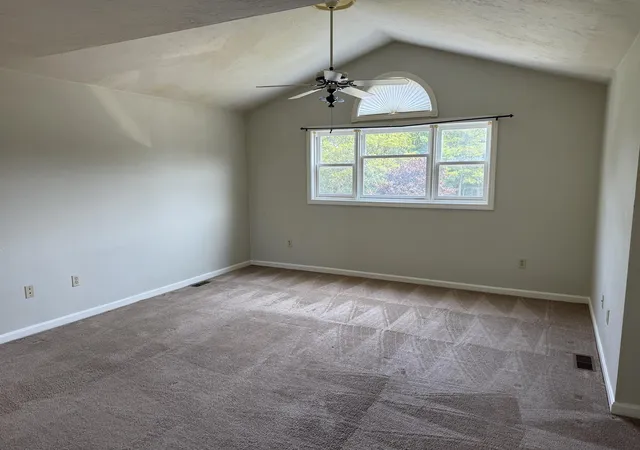 13th image of 37 Harbor Hill Dr #UNIT 37, Buzzards Bay, MA 02532 | MLS# 22604094
