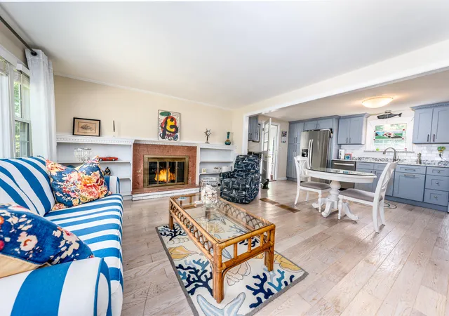 5th image of 6 Security St, Hyannis, MA 02601 | MLS# 22603729