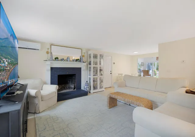 4th image of 835 Old Barnstable Rd, East Falmouth, MA 02536 | MLS# 22603730