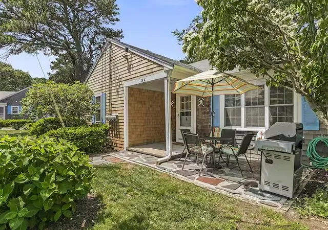 5th image of 230 Gosnold St #14ABC, Hyannis, MA 02601 | MLS# 22603680