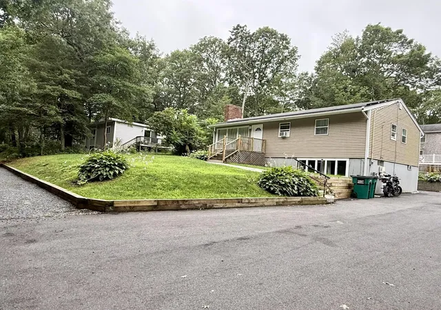 1st image of 37 Huckleberry Ln, Marstons Mills, MA 02648 | MLS# 22603720