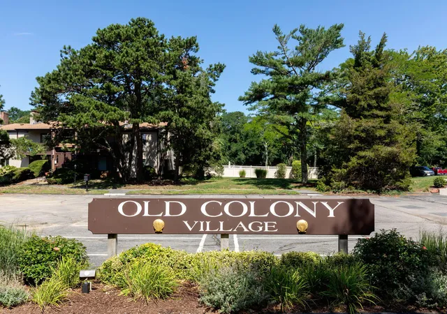 2nd image of 54 Old Colony Wy #APT U, Orleans, MA 02653 | MLS# 22603810