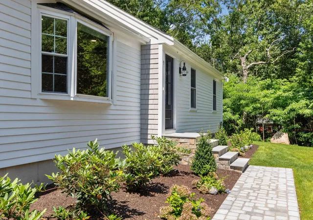 2nd image of 5 Candlewood Dr, Sandwich, MA 02563 | MLS# 22603737
