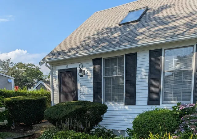 29th image of 15 Mechanic St #APT 1, Provincetown, MA 02657 | MLS# 22603824