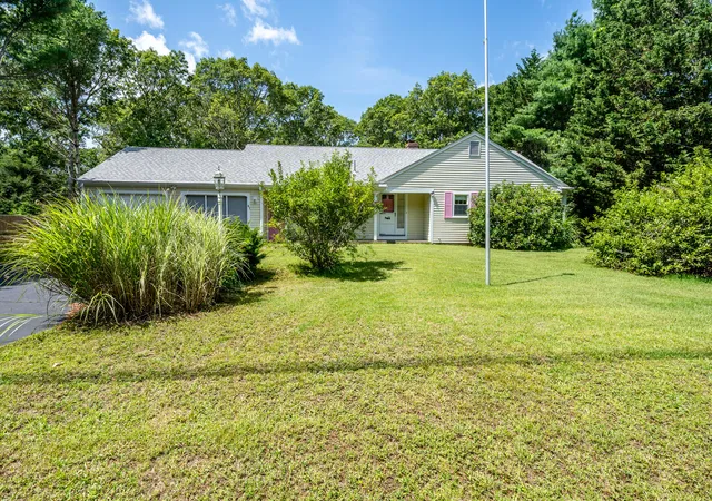 1st image of 61 White Oak Trl, Centerville, MA 02632 | MLS# 22603789