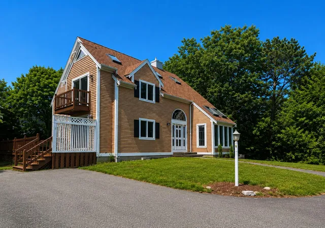 1st image of 131 Whippoorwill Cir, Mashpee, MA 02649 | MLS# 22603753