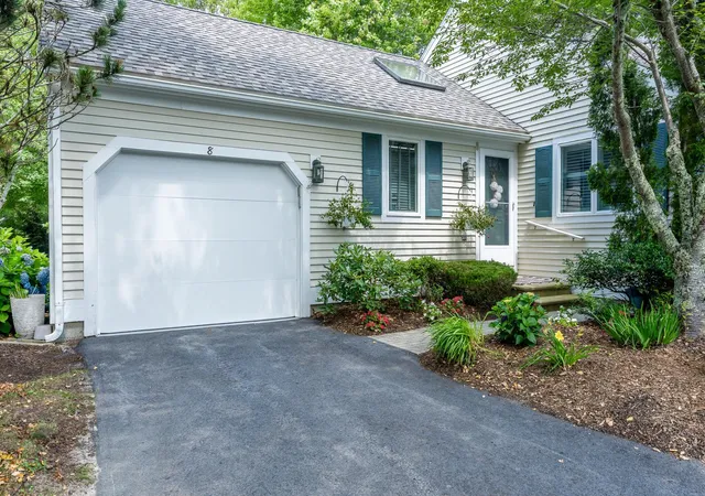 1st image of 8 Executive Dr, Mashpee, MA 02649 | MLS# 22603760