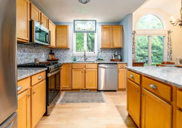 Photo 3 of Sale Pending at 8 Executive Dr, Mashpee, MA 02649 | MLS# 22603760 | Listing updated on 2026-09-30
