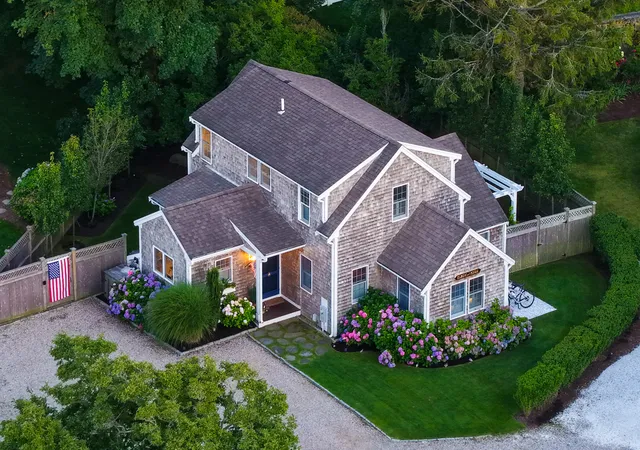 1st image of 10 Kingsbury Wy, Chatham, MA 02633 | MLS# 22603840