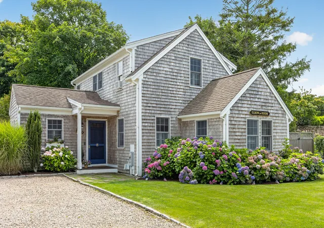 2nd image of 10 Kingsbury Wy, Chatham, MA 02633 | MLS# 22603840