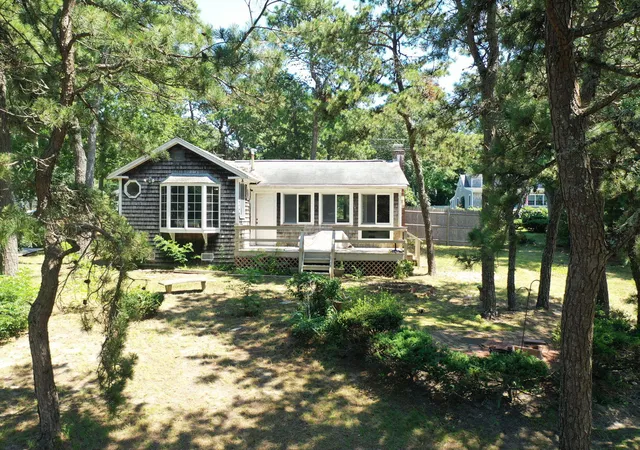 4th image of 107 Shorewood Dr, East Falmouth, MA 02536 | MLS# 22603821