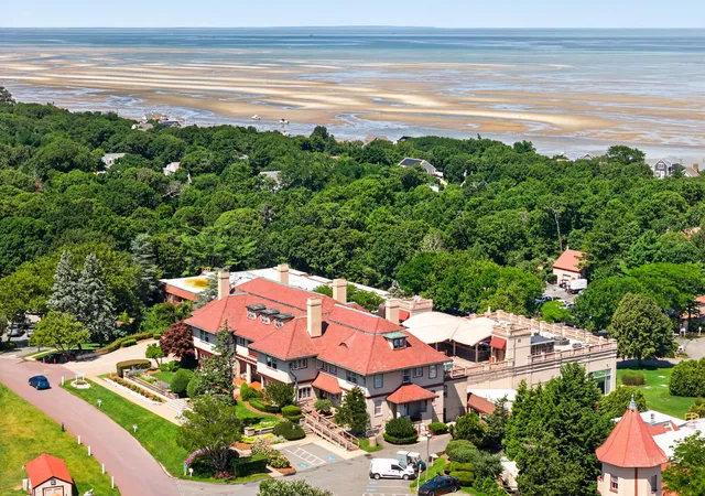 image of 49 Ocean Edge Dr, Brewster, MA 02631