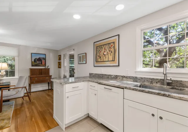 3rd image of 18 Miller Hill Rd #UNIT 9, Provincetown, MA 02657 | MLS# 22603857