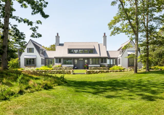 2nd image of 25 Brickyard Rd, Chilmark, MA 02535 | MLS# 22603861