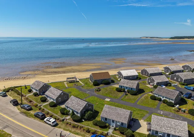 2nd image of 275 Kendrick Ave #UNIT C, Wellfleet, MA 02667 | MLS# 22603893