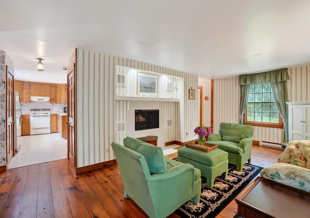 5th image of 9 Marthas Rd, Edgartown, MA 02539 | MLS# 22604113