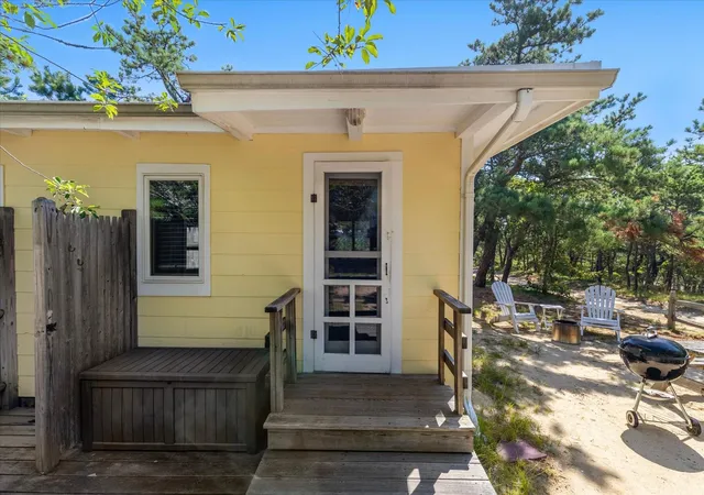 2nd image of 50 Ocean View Ave #14, Wellfleet, MA 02667 | MLS# 22603877