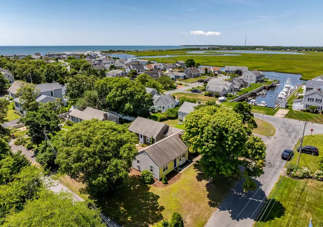 1st image of 11 & 11a Gateway St, South Yarmouth, MA 02664 | MLS# 22603870