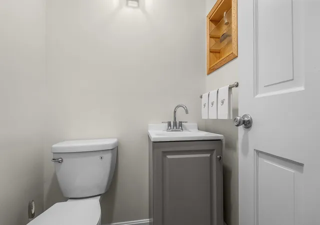 image of 14 Harold St, Harwich Port, MA 02646