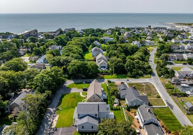 2nd image of 29 Parkers Neck Rd, South Yarmouth, MA 02664 | MLS# 22603945