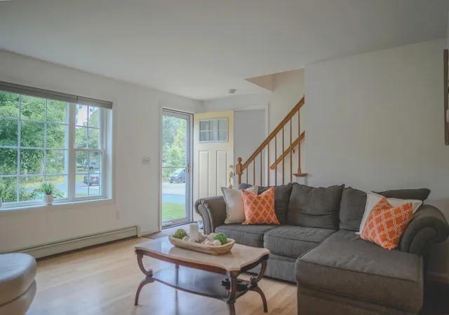 4th image of 4 Kalmia Path, Sandwich, MA 02563 | MLS# 22603933