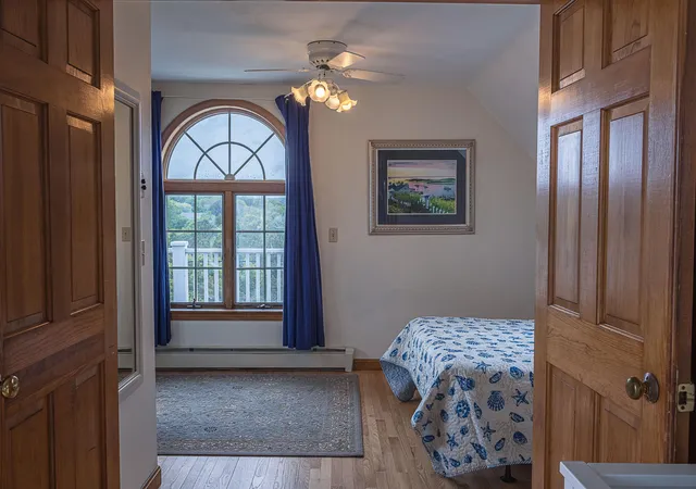 2nd image of 99 N Shore Blvd, East Sandwich, MA 02537